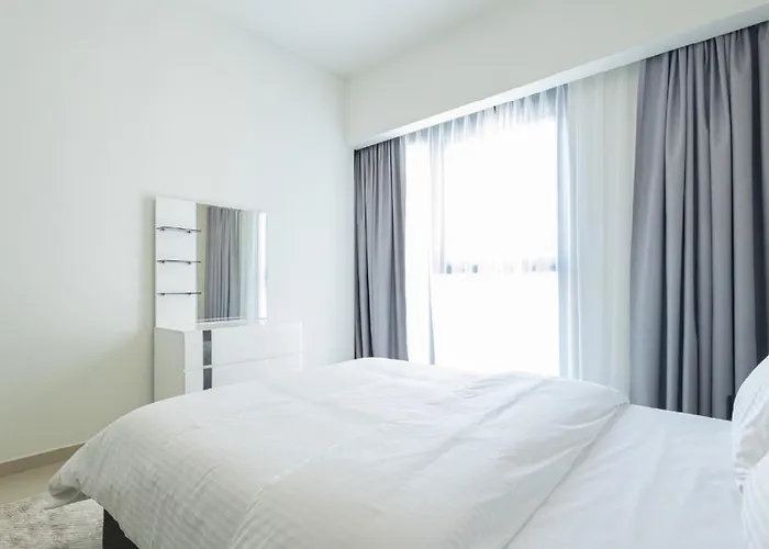 Mh- Act Tower - Downtown -1Bedroom Apartment -Ref4002